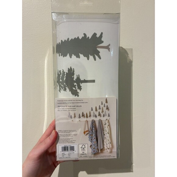 NWT Modern Moments 25-Count Tree Wall Decals - Picture 2 of 3